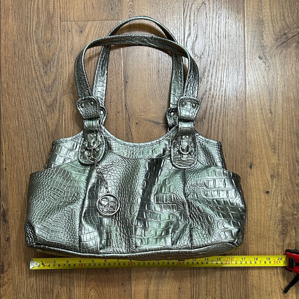 Jessica Simpson purse